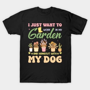 Gardening Dog Lover Gardener Garden Plants Gift For men Women T-Shirt